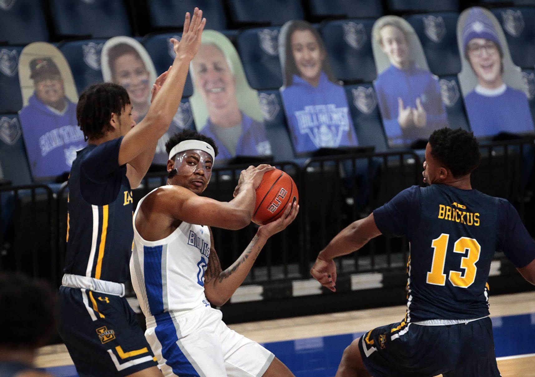 Billikens host La Salle at Chaifetz